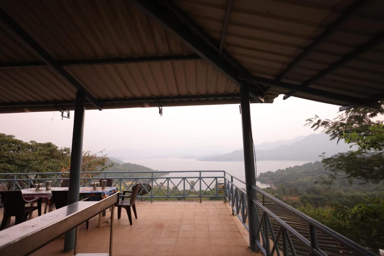 Nisarg Farm Mulshi Acomodação com café da manhã Exterior foto
